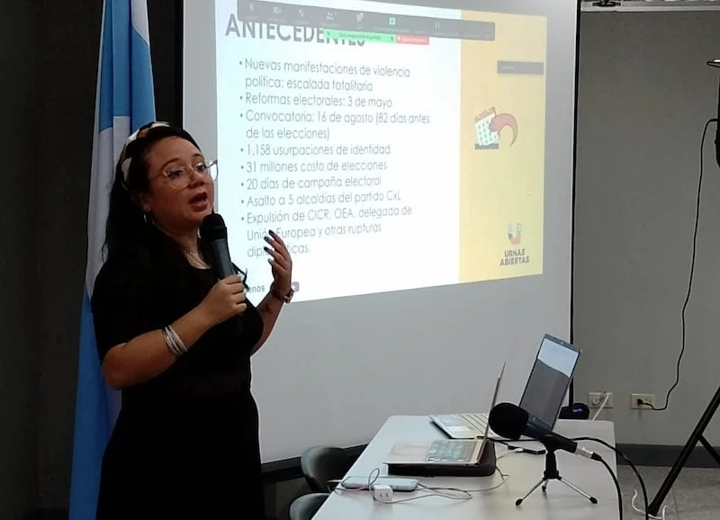 Olga Valle de Urnas Abiertas.