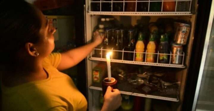 Gobierno de Honduras anuncia “soluciones” para superar profunda crisis energética