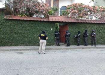 Confiscan en Honduras inmuebles y vehículos a familia de narco y lavador de dinero