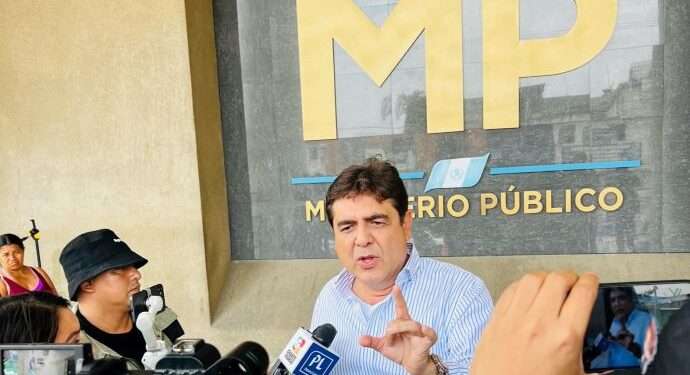 El suspendido candidato guatemalteco Pineda aún no tira lo toalla para elecciones