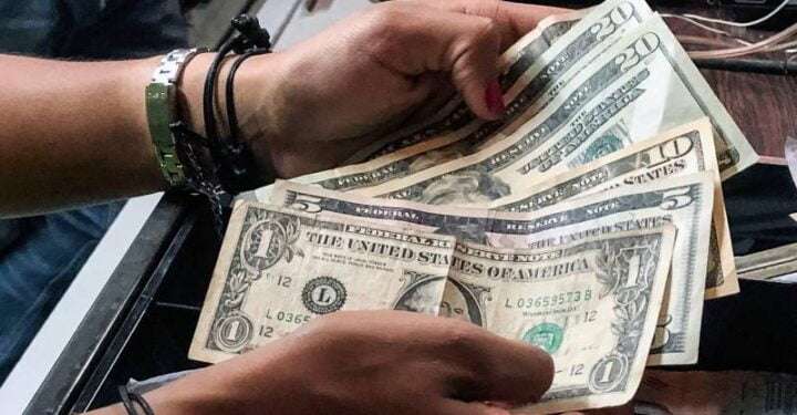 Grave problema de economía y alta popularidad de Bukele refleja nueva encuesta en El Salvador