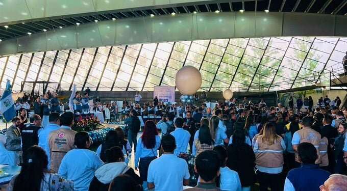 Guatemaltecos comienzan a votar para elegir autoridades