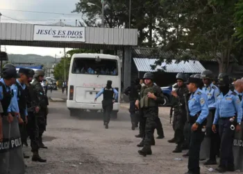 Aumentan a 46 las víctimas de matanza en prisión de mujeres en Honduras