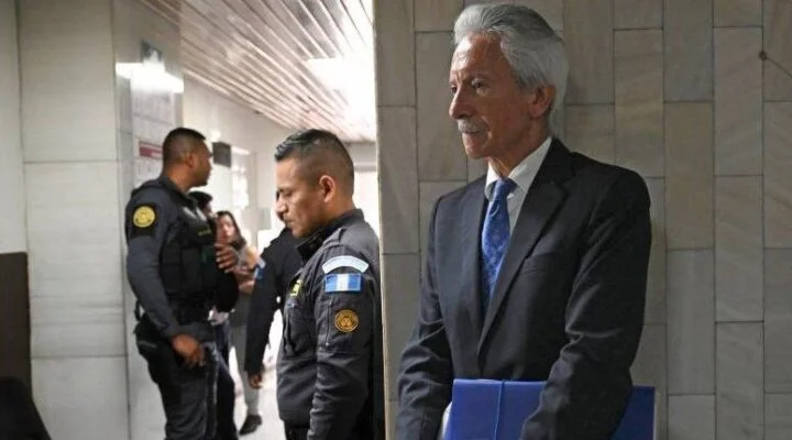 El periodista guatemalteco José Rubén Zamora lleva dos años en prisión.