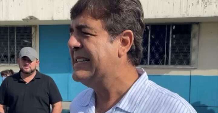 Descalificado candidato Pineda dice que elecciones guatemaltecas son ilegítimas