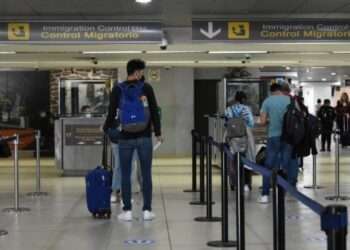 Proponen al gobierno asocio público-privado para mejorar aeropuerto de Guatemala