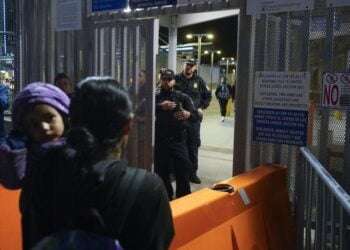 Guatemala y EEUU lanzan programa migratorio “seguro”