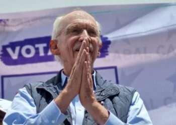 Helicóptero en que viajaba candidato guatemalteco Mulet hace aterrizaje de emergencia