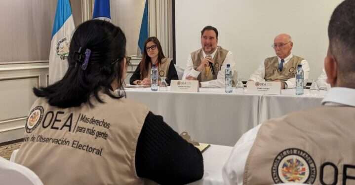Jefe de misión observadores OEA invita a guatemaltecos a votar