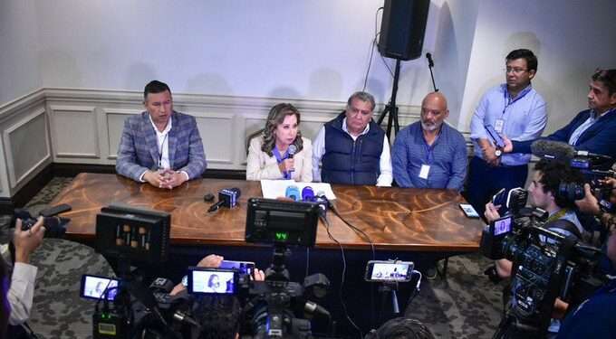 Candidata Sandra Torres advierte irregularidades en elecciones guatemaltecas y alto abstencionismo