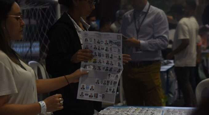 Sandra Torres se mantiene a la cabeza en resultados preliminares en Guatemala