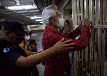 Zamora ataca a Giammattei y dice que en Guatemala prevalece el fascismo