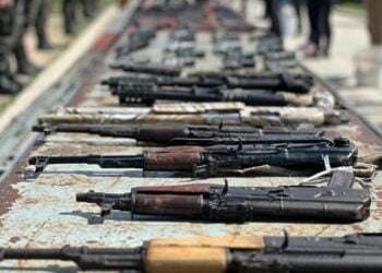 La Policía Militar de Honduras encuentra al menos 137 armas de fuego en 5 cárceles