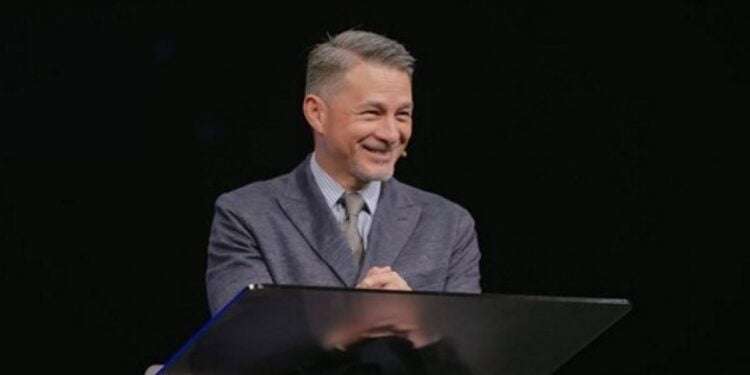 Pastor Cash Luna de Guatemala se desliga de un video “electoral sacado de contexto”