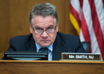 Congresista de EE.UU. pide visitar a obispo preso en Nicaragua