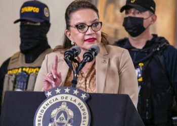 Presidenta de Honduras dice que ha “ordenado arrestar” a criminales