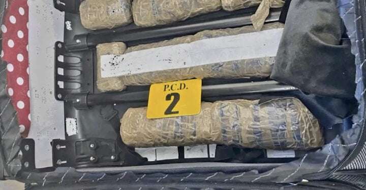 Decomisan 4.1 kilos de metanfetaminas que iban escondidos en una maleta en aeropuerto tico