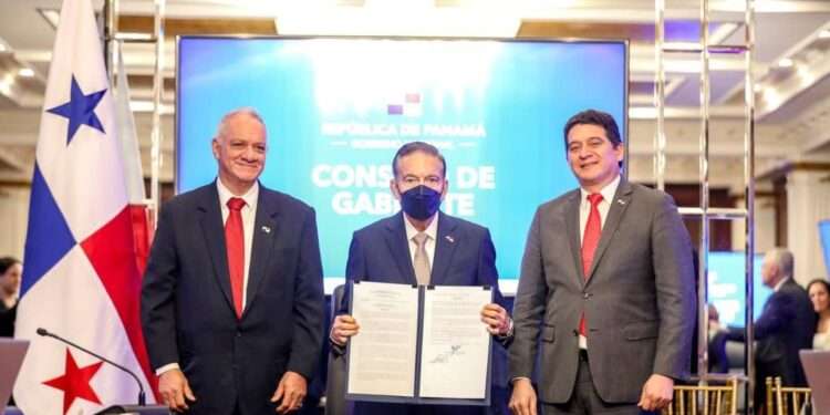 Panamá delinea su plan de desarrollo agropecuario