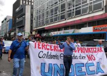 Huelga afecta a los usuarios de servicios médicos de la Caja Costarricense de Seguro Social