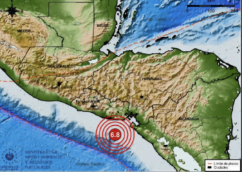 Potente sismo en costa salvadoreña sacude Centroamérica