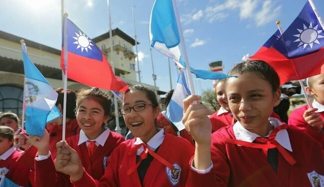 Taiwán dice que observa de cerca elecciones guatemaltecas