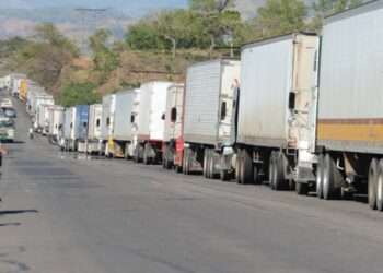 Costa Rica y Honduras se ponen trabas en transporte de carga
