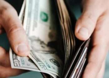 El gobierno panameño desembolsará el viernes $57 millones para el pago del décimo tercer mes