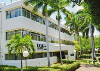 Desterrados de Nicaragua denuncian ataque de la dictadura a la Universidad Centroamericana