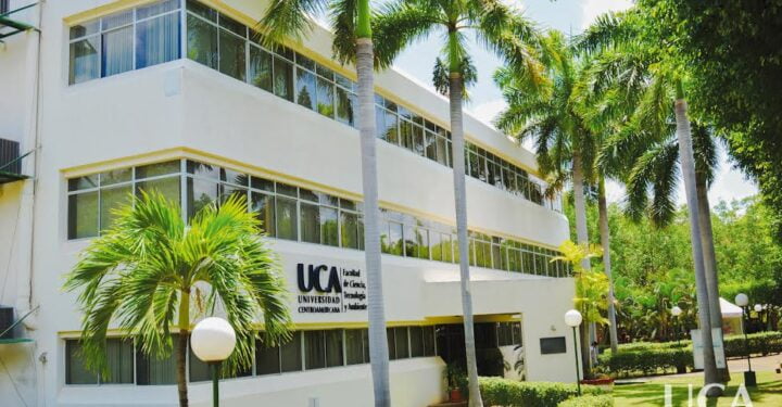 Desterrados de Nicaragua denuncian ataque de la dictadura a la Universidad Centroamericana