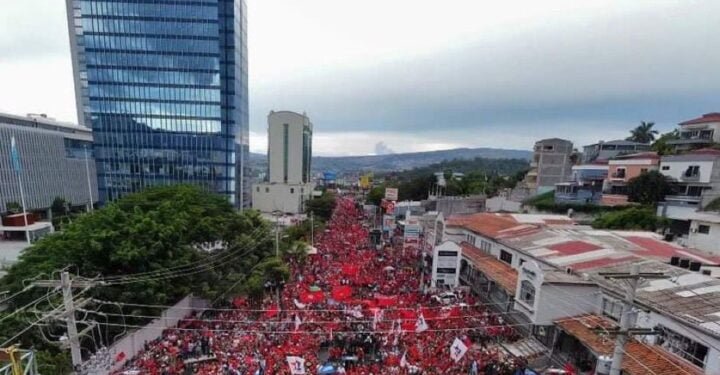Presidenta de Honduras llama a combatir neoliberalismo y Congreso no elige al fiscal