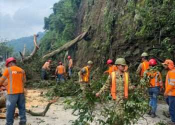 Tramo de la Carretera Panamericana cerrado en El Salvador por derrumbes