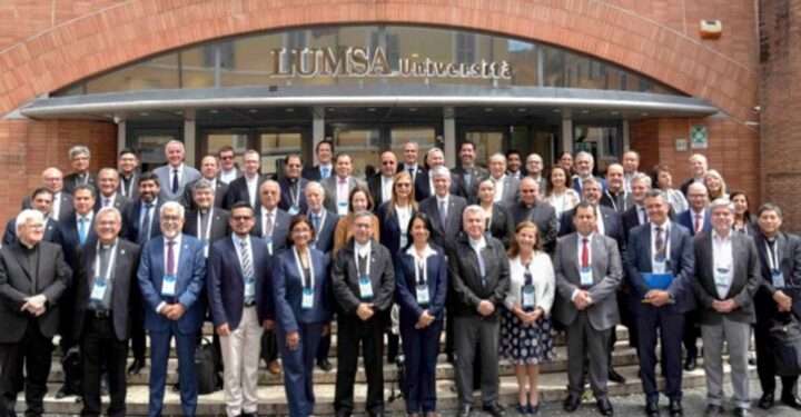 Más de cien universidades católicas latinoamericanas se solidarizan con UCA de Nicaragua