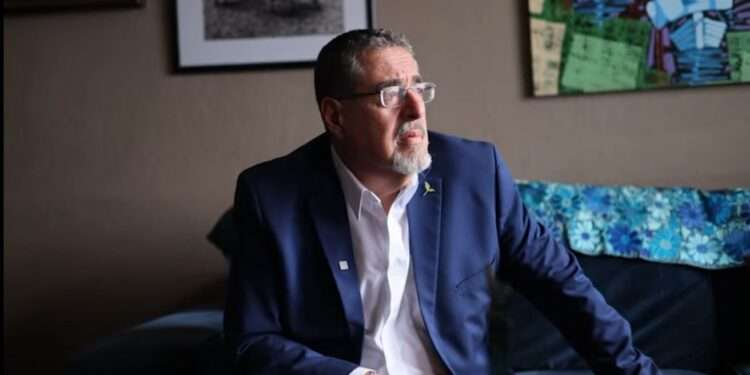 El regimen de Daniel Ortega: “es una dictadura”, dice presidente electo guatemalteco