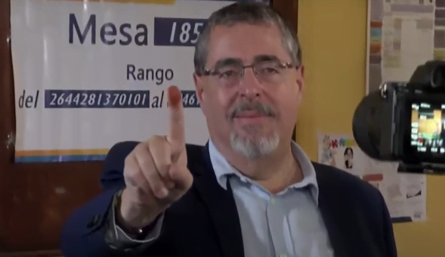 Arévalo llama a guatemaltecos a votar “sin presiones”