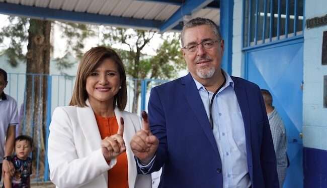 TSE proclama oficialmente a Bernardo Arévalo como presidente electo