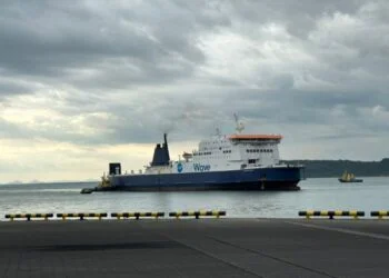 El ferri de Blue Wave entre El Salvador y Costa Rica cerró operaciones.