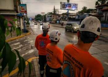 Fuertes lluvias azotan Oriente y centro de El Salvador