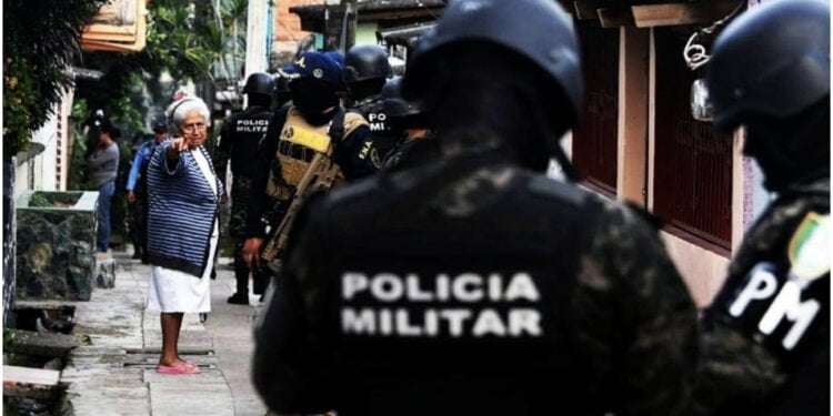 Gobierno hondureño prolonga estado de excepción y lo amplía a 158 municipios