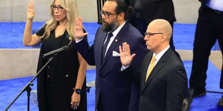 Abogada allegada al oficialismo es la nueva Contralora del Estado en El Salvador