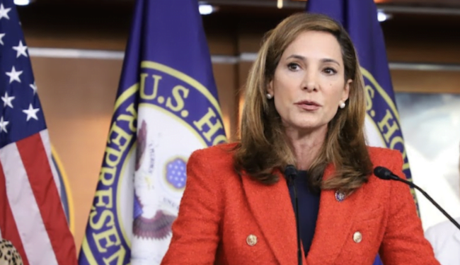 Congresista EEUU denuncia que China tiene interés en poner submarinos de guerra en Nicaragua