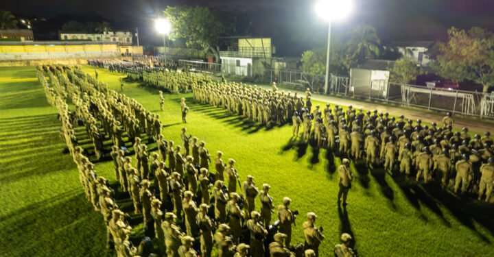 Bukele ordena militarizar departamento fronterizo con Honduras para arrestar pandilleros