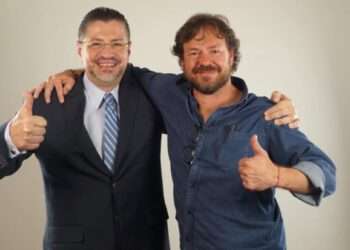 Partido oficialista de Costa Rica justifica que asesor presidencial esté en mora con Hacienda