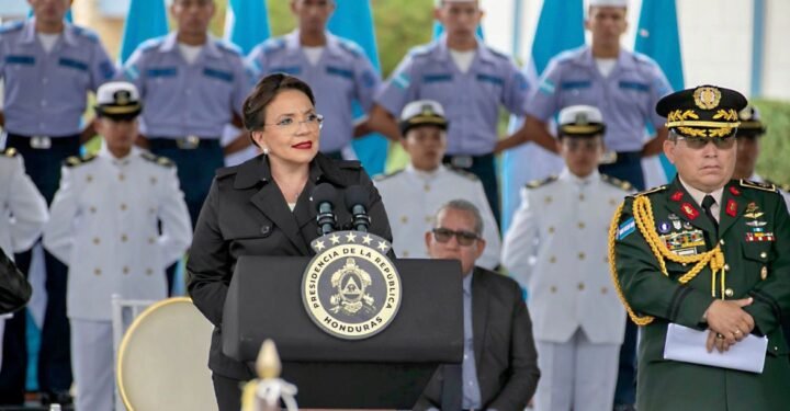 Presidenta y políticos de Honduras miden fuerzas por elección de fiscal general y el adjunto