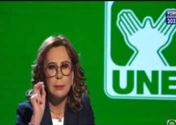 Duro debate entre Sandra Torres y Bernardo Arévalo en Guatemala