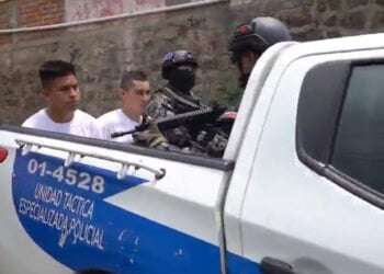 Seis militares salvadoreños son acusados de violar a una menor de edad