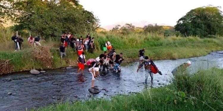 Tribunal Federal de EEUU pone plazo a futuro del parole humanitario