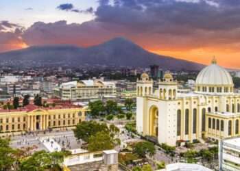 San Salvador le apuesta a su centro histórico y al turismo