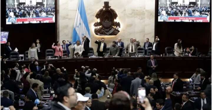 Honduras sin fiscal general por falta de acuerdos en el Congreso