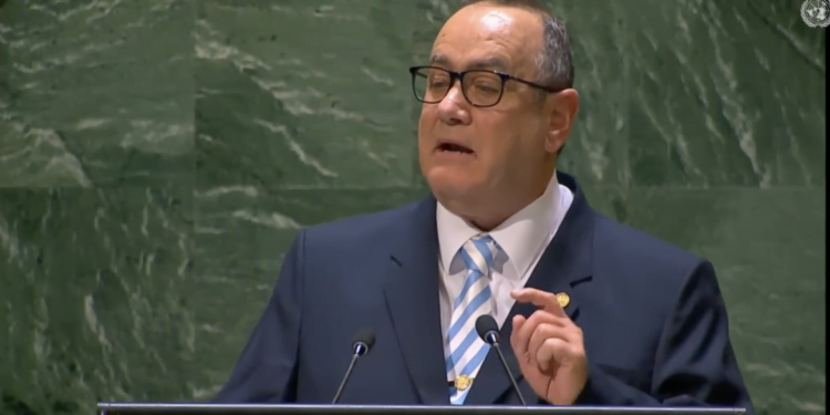 Presidente guatemalteco critica exclusión de Taiwán de Naciones Unidas