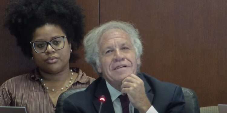 Secretario de la OEA pide que MP pare ataques a la democracia en Guatemala